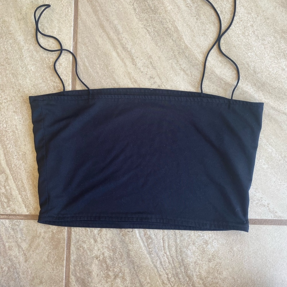 Black cropped tank top.